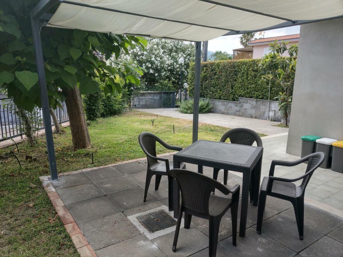 Villa Sicily For Rent Mascali Exterior foto